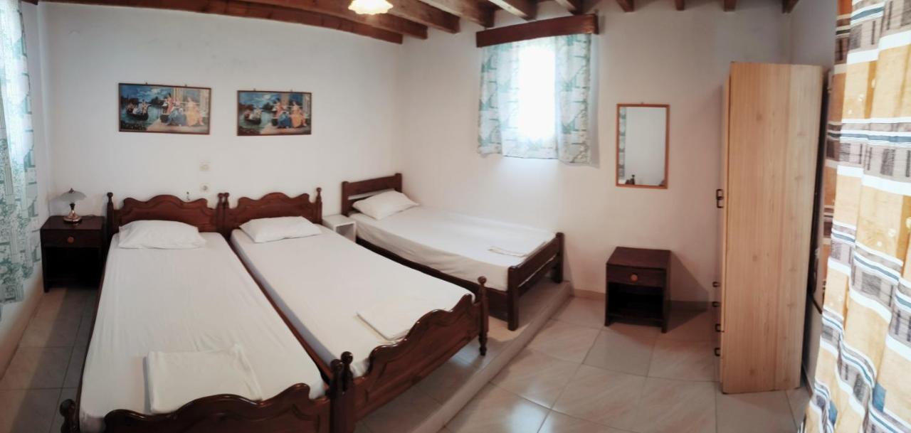 Cleopatra's House apartements Archangelos  Extérieur photo