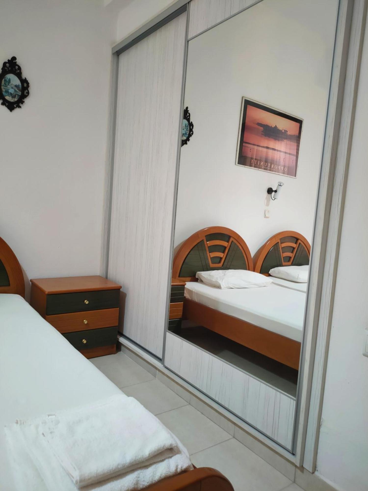 Cleopatra's House apartements Archangelos  Extérieur photo